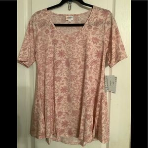 NWT Lularoe Perfect T